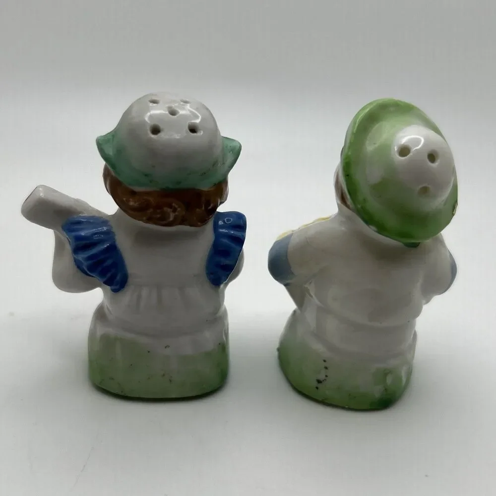 Vintage Dutch German Musicians Children Salt Pepper Shakers Japan Folk Accordion